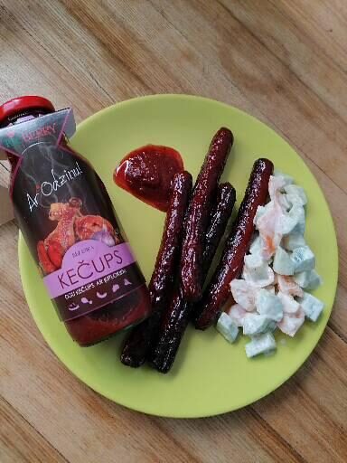 With Odzinha Berry Ketchup 300ml