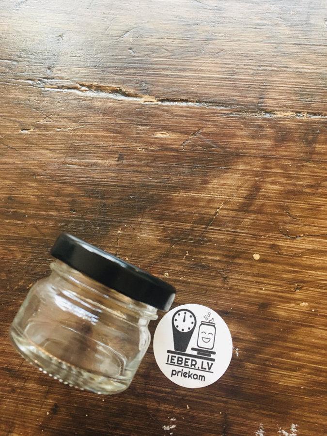 30ml glass jar with metal lid