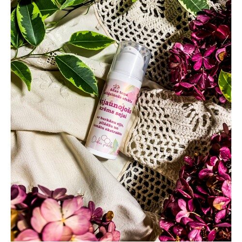 Face cream - with a skin tone-evening effect