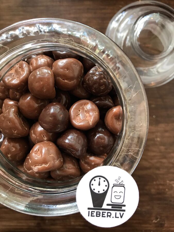 Zefīra vaniļas lāsītes pārklātas ar šokolādi 50g