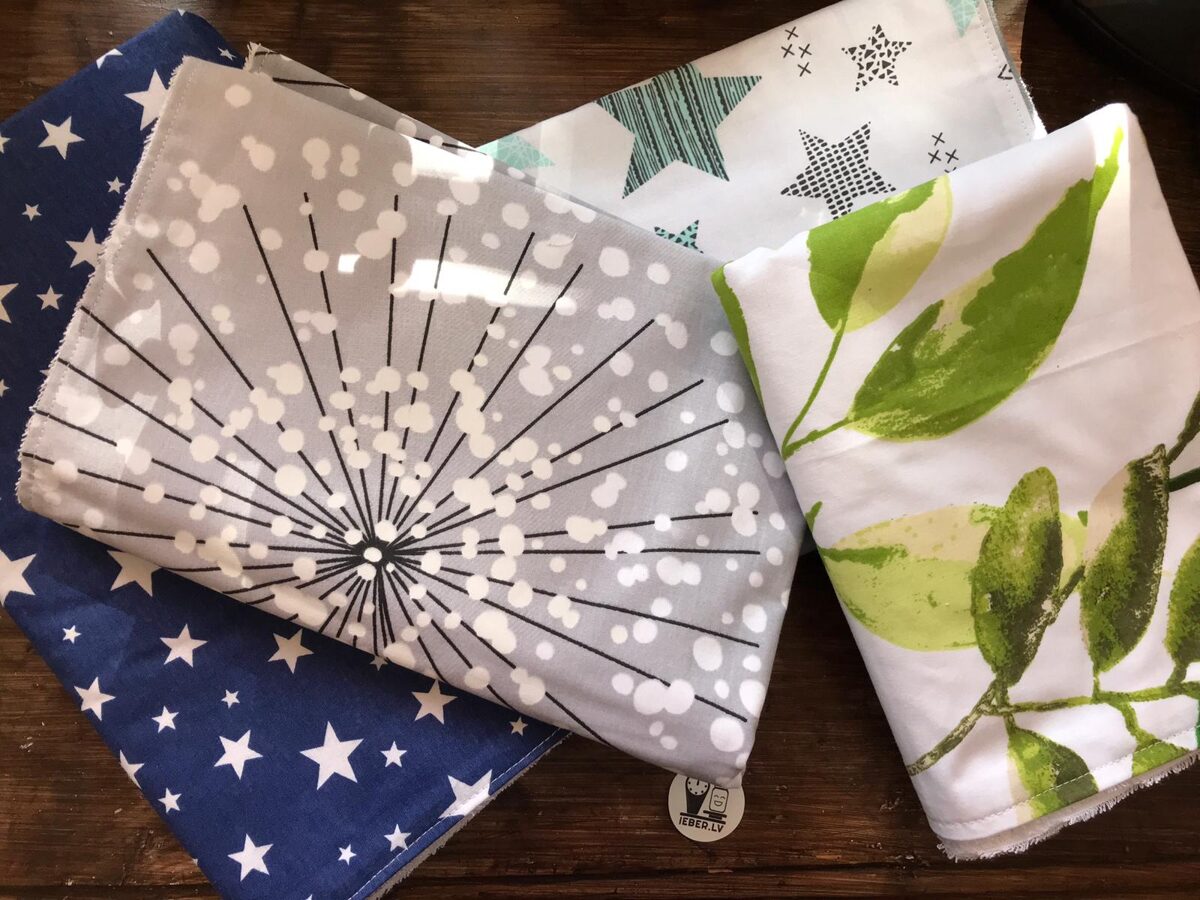 Moisture-proof sheets 1 pc