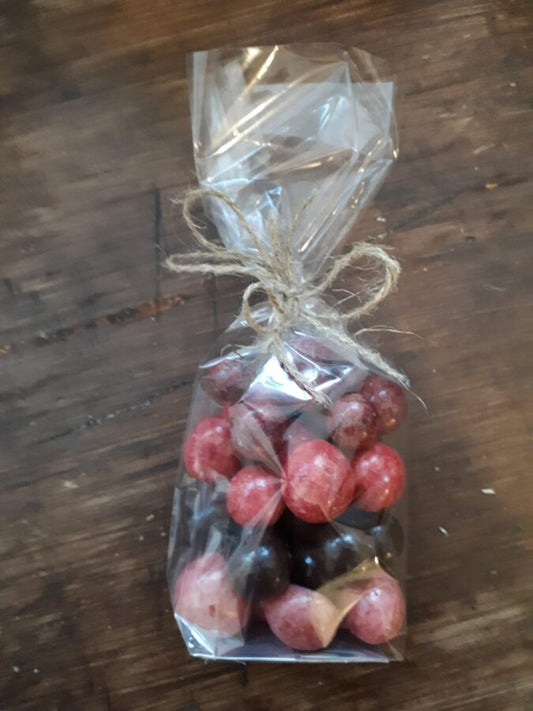 Bear treats - berries in chocolate