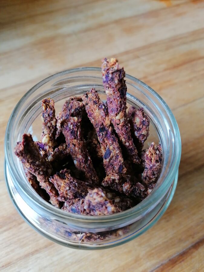 Red cabbage straws 25g