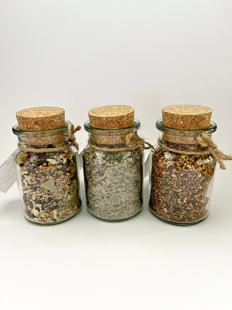 3 spice set for kitchen spells