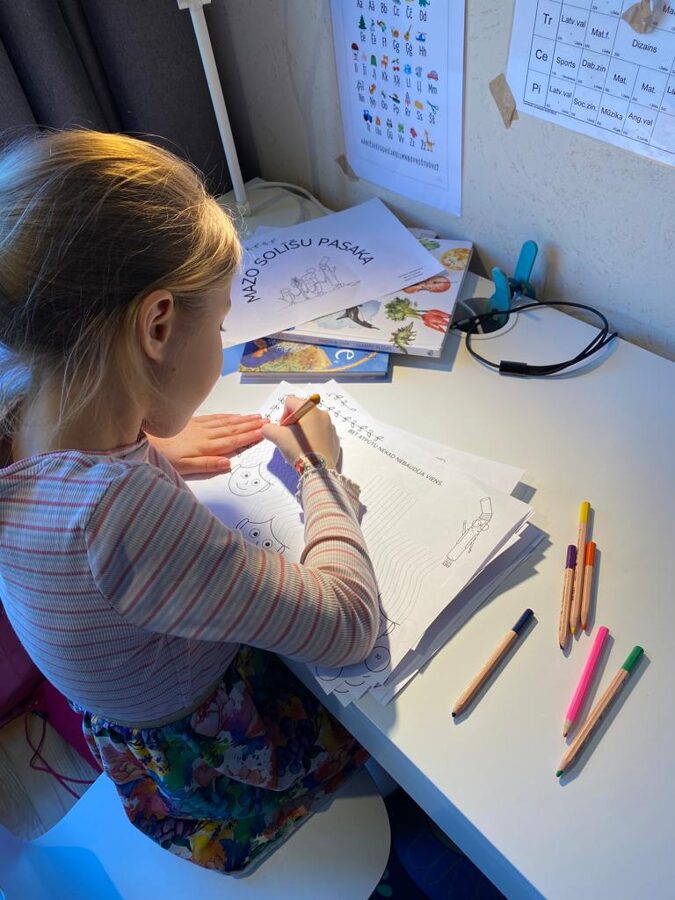 Mazo solīšu pasakas digitālo 50 darba lapu komplekts