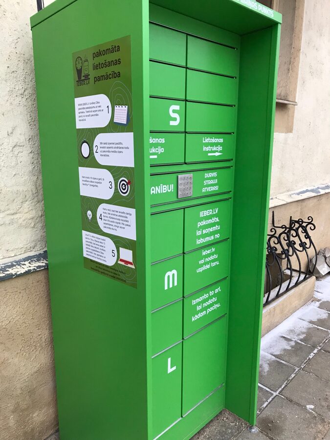 Storage of goods at ieber.lv Cēsis parcel machine