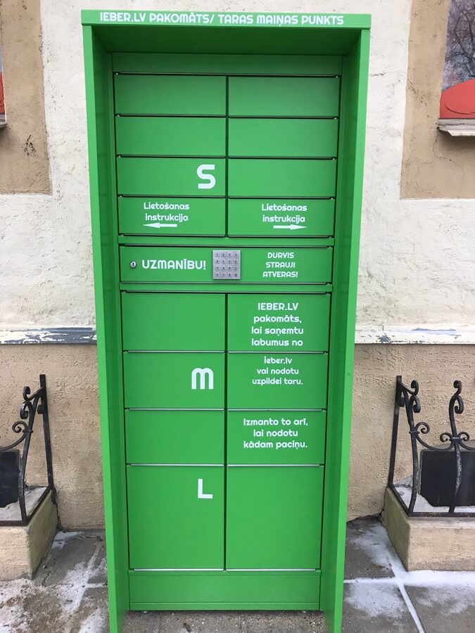 Storage of goods at ieber.lv Cēsis parcel machine