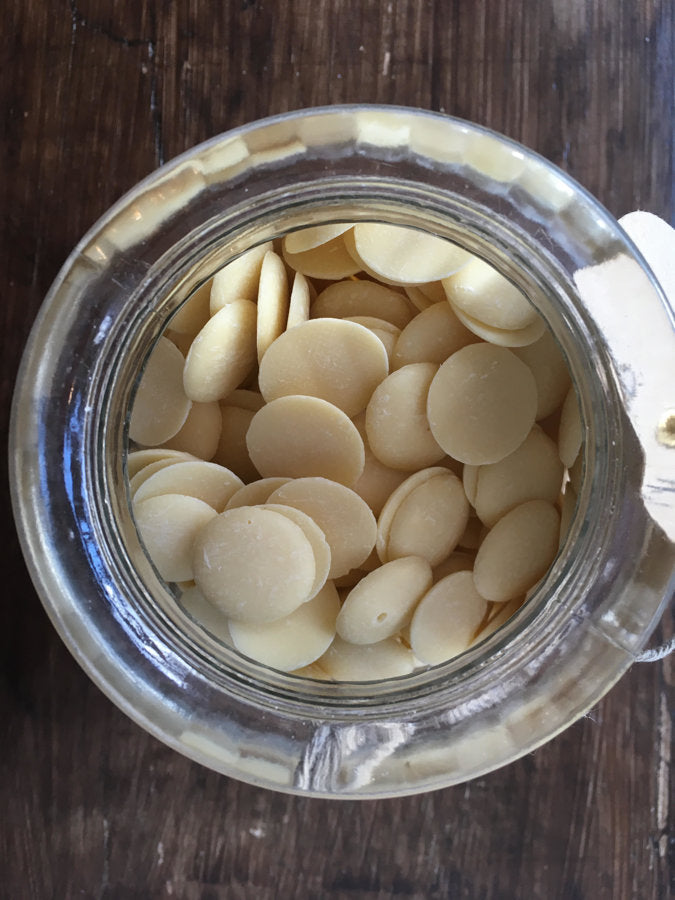 Baltās šokolādes čipsi 50g