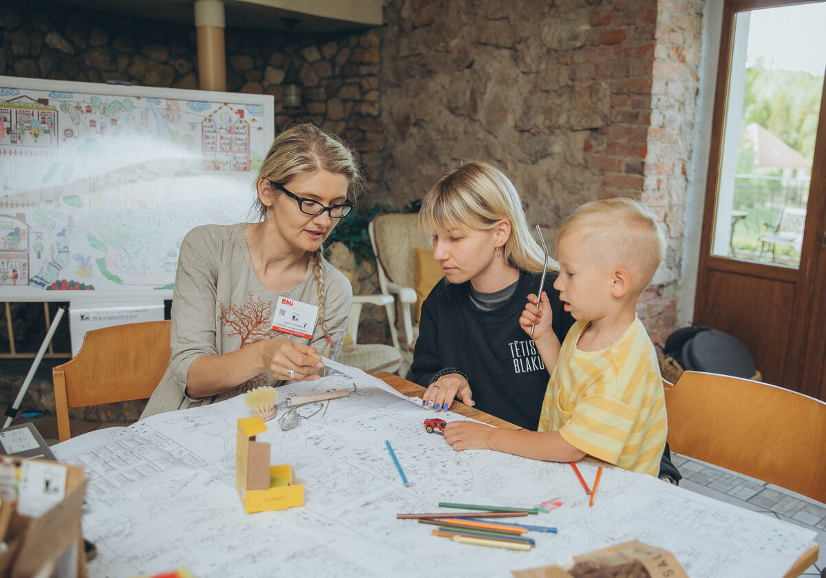 Ilgtspējas atklājumu ciemats - 5 izzinošas aktivitātes bērniem un ģimenēm
