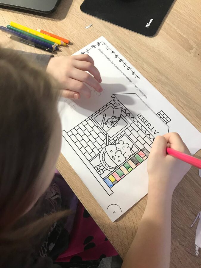 Mazo solīšu pasakas digitālo 50 darba lapu komplekts