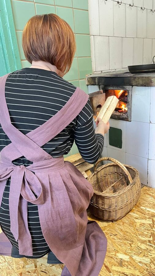 Garšu fejas burzītā lina garais priekšauts