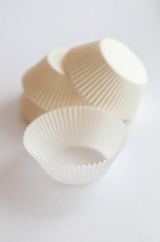 Paper cupcake or muffin cups, white 1 pc