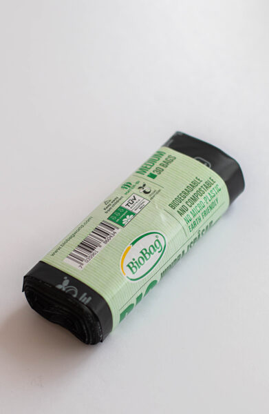 Bioplastic bags for dog poop