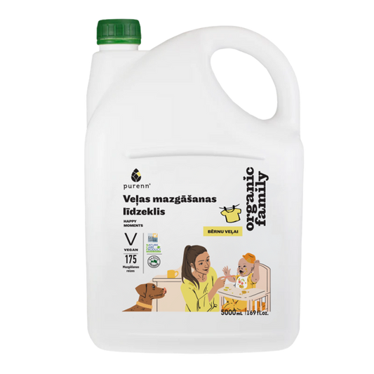Laundry detergent for children's clothes with chamomile