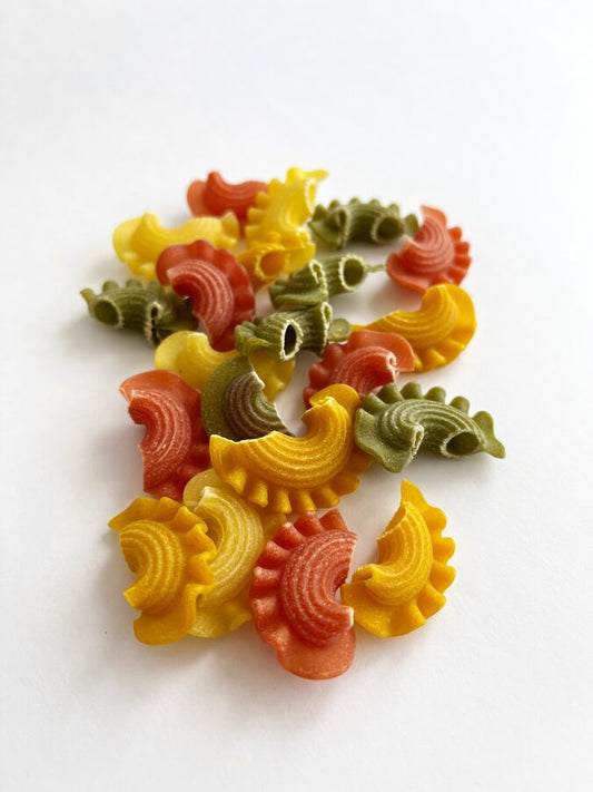 Colorful macaroni cones with lace 100g