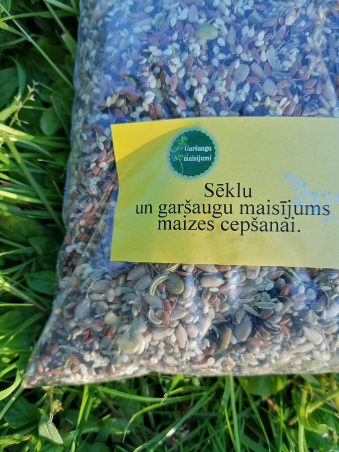 Sēklu un garšaugu maisījums maizes cepšanai 25g