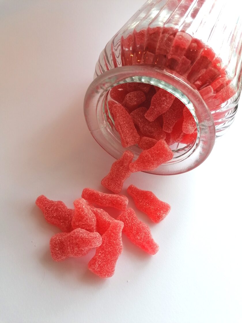 Želejas konfektes pudelītes ar plūškoka garšu 50g