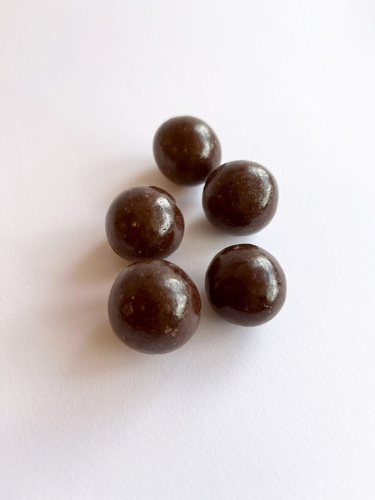 Gooseberries in dark chocolate 50g