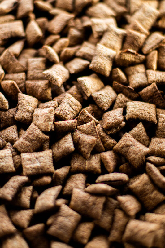 Sauso brokastu spilventiņi ar šokolādes garšas pildījumu 50g