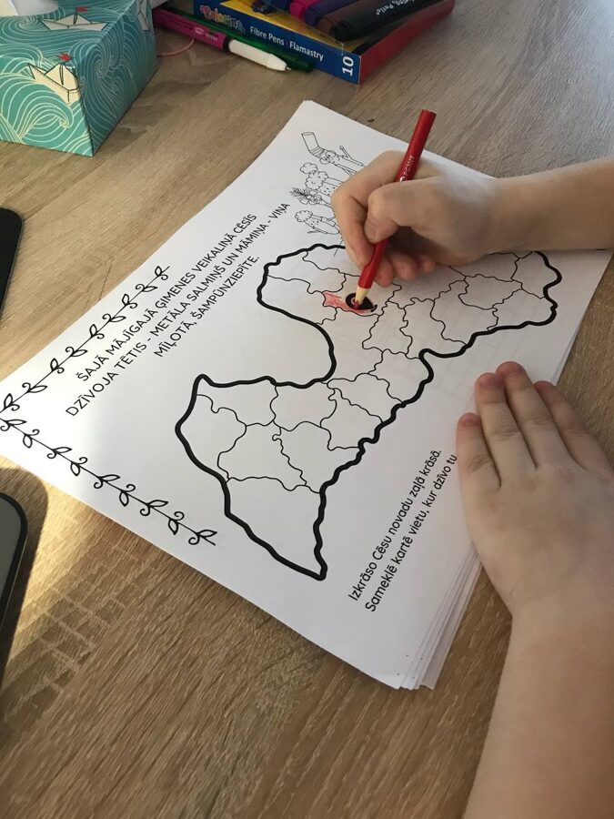 Mazo solīšu pasakas digitālo 50 darba lapu komplekts