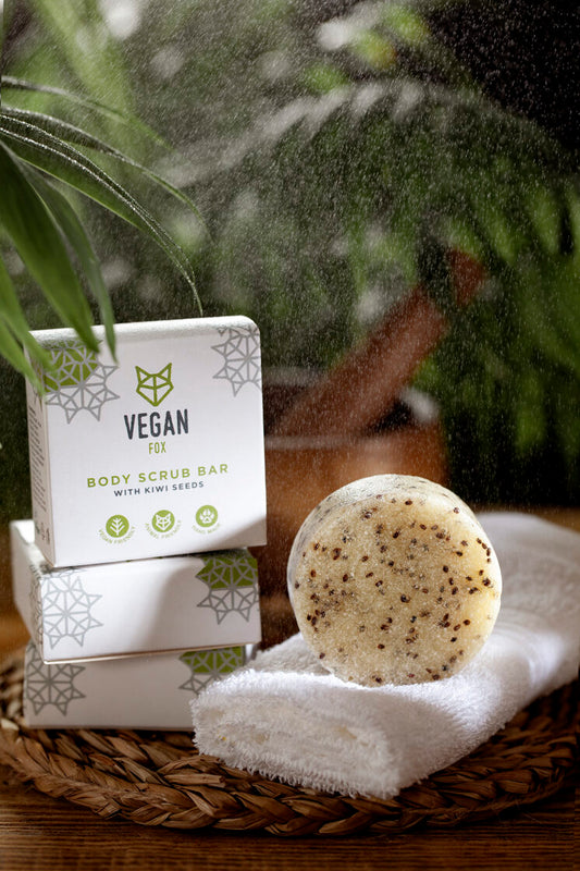 Hard body scrub with kiwi seeds